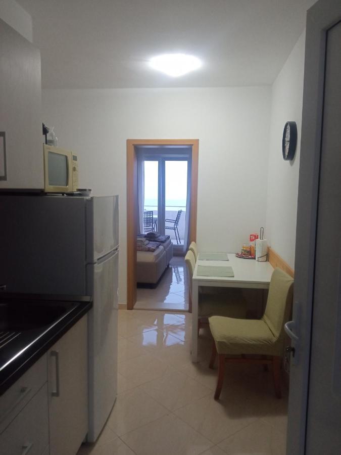 Apartments Feral 사플루나라 외부 사진